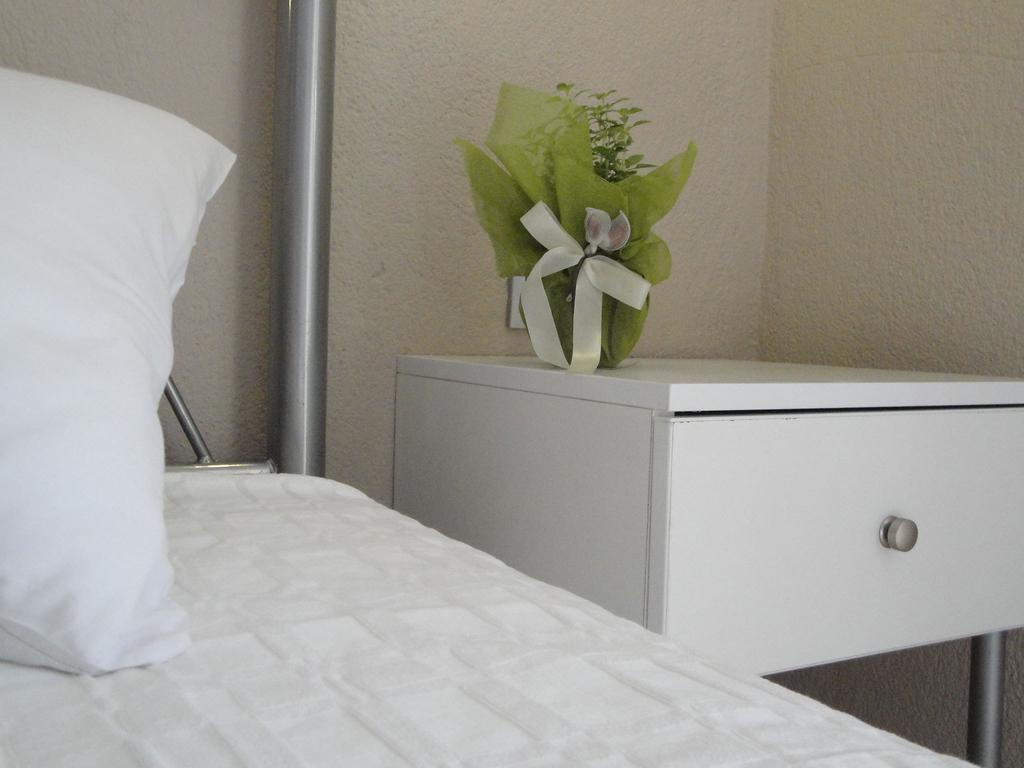 Amaryllis Apartment